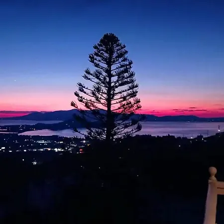 公寓 7days-suite-panoramic-sea-view Agkidia